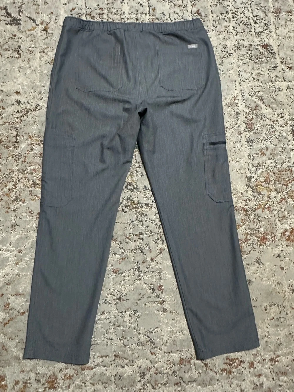 Figs Cairo Cargo Scrub Pants Graphite gray Medium short M/S